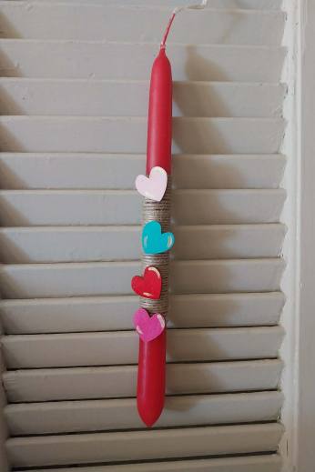 ΛΑΜΠΑΔΑ ΜΕ ΠΟΛΥΧΡΩΜΕΣ ΚΑΡΔΙΕΣ