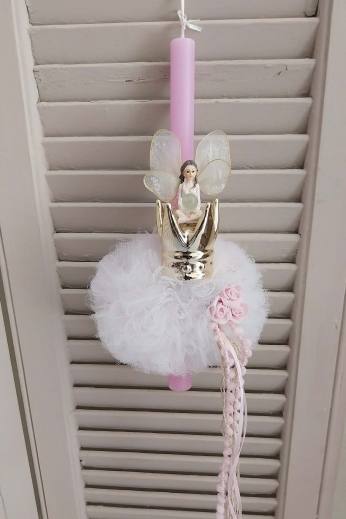 ΛΑΜΠΑΔΑ ΜΕ ΚΟΡΩΝΑ ΚΑΙ ΝΕΡΑΪΔΑ